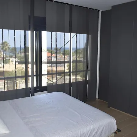 The Flirt Of Denia